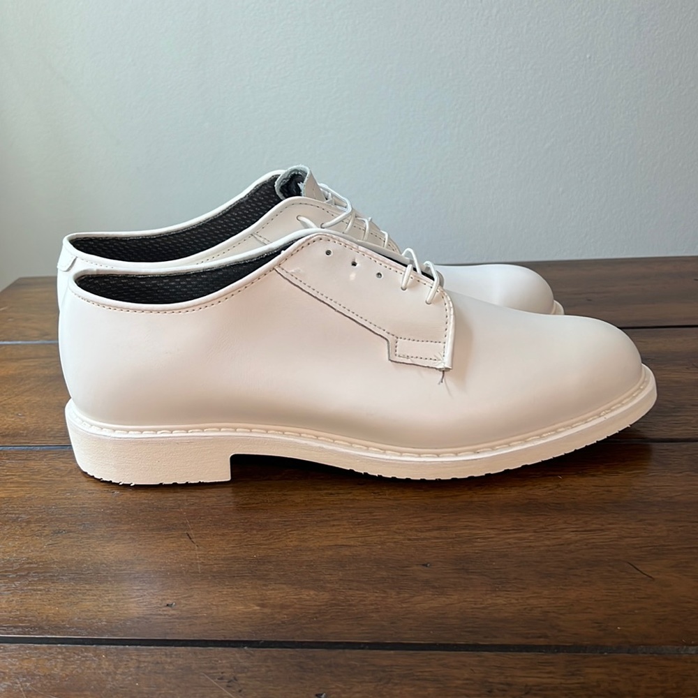 Bates - White Leather Oxford